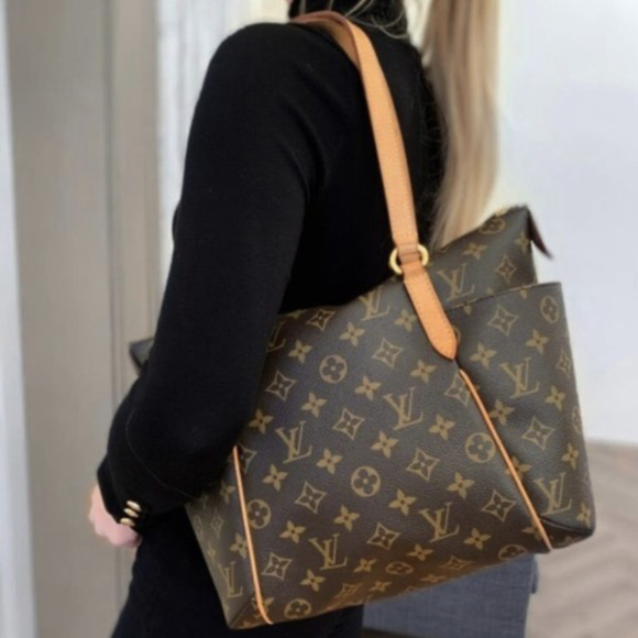 Louis Vuitton, Bags, Authentic Louis Vuitton Totally Pm Tote Bag